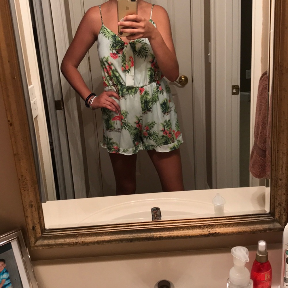 beachy romper 🤩